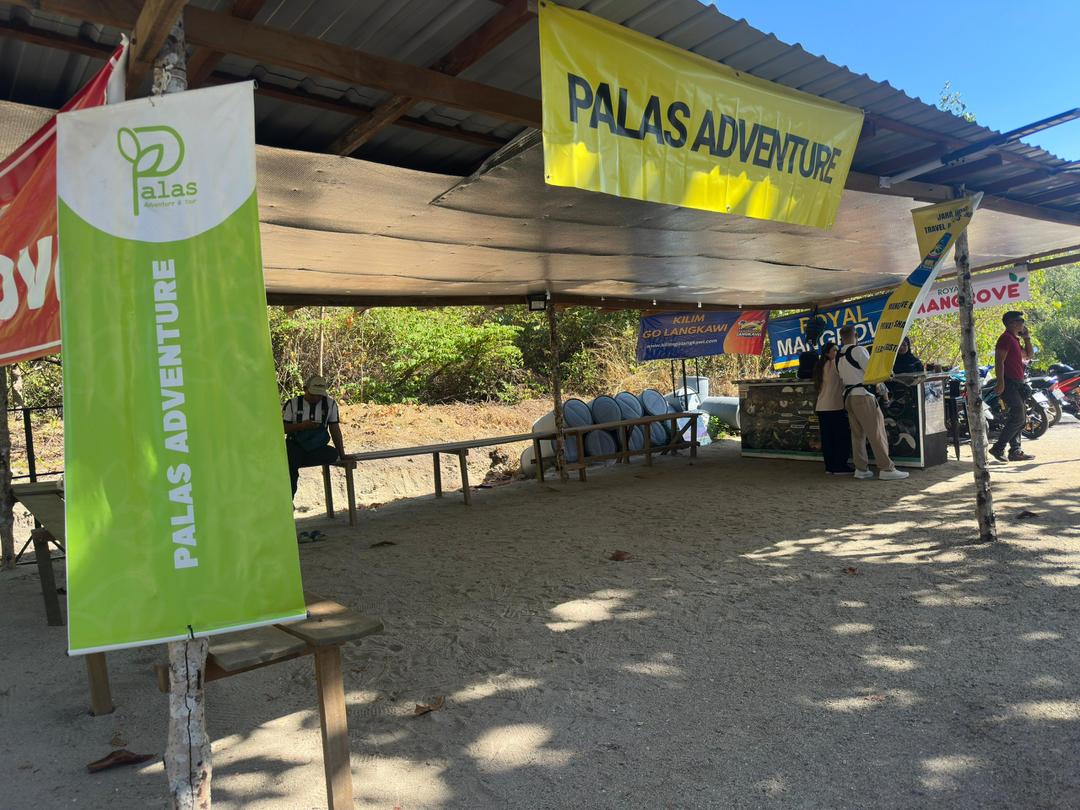 Palas Adventure Mangrove Tour counter