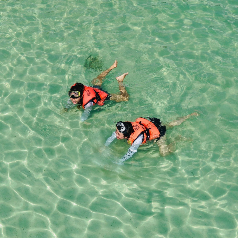 Island hopping speedboat in Langkawi